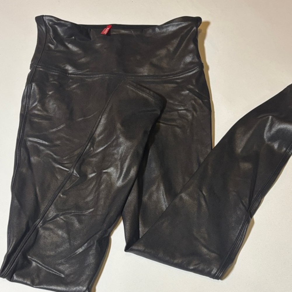 SPANX Black Leggings size medium